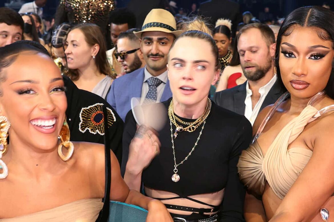 Who Cropped Cara Delevingne Out of the Picture with Megan and Doja Cat?