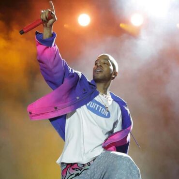 During Kid Cudi's Performance, Kanye Fans Threw Objects At Him